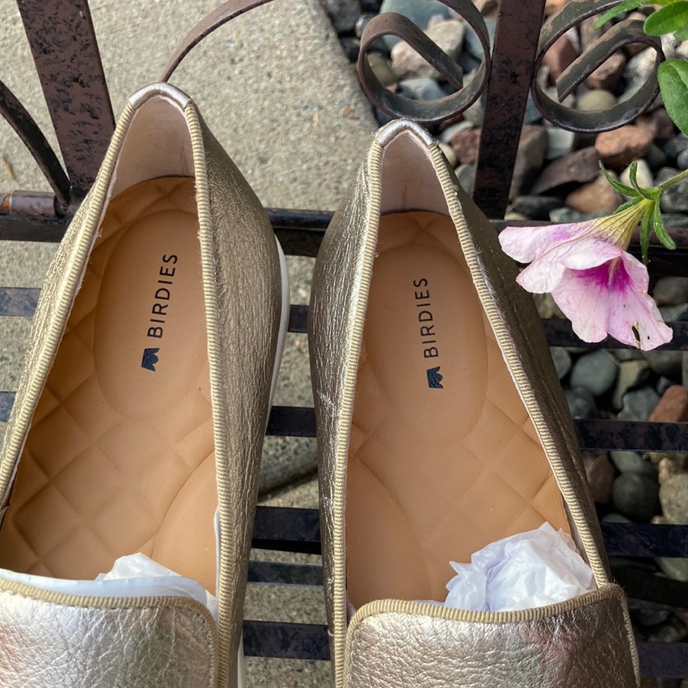 🌸 Birdies Swift Classic Metallic Gold Sneakers - Picture 2 of 11